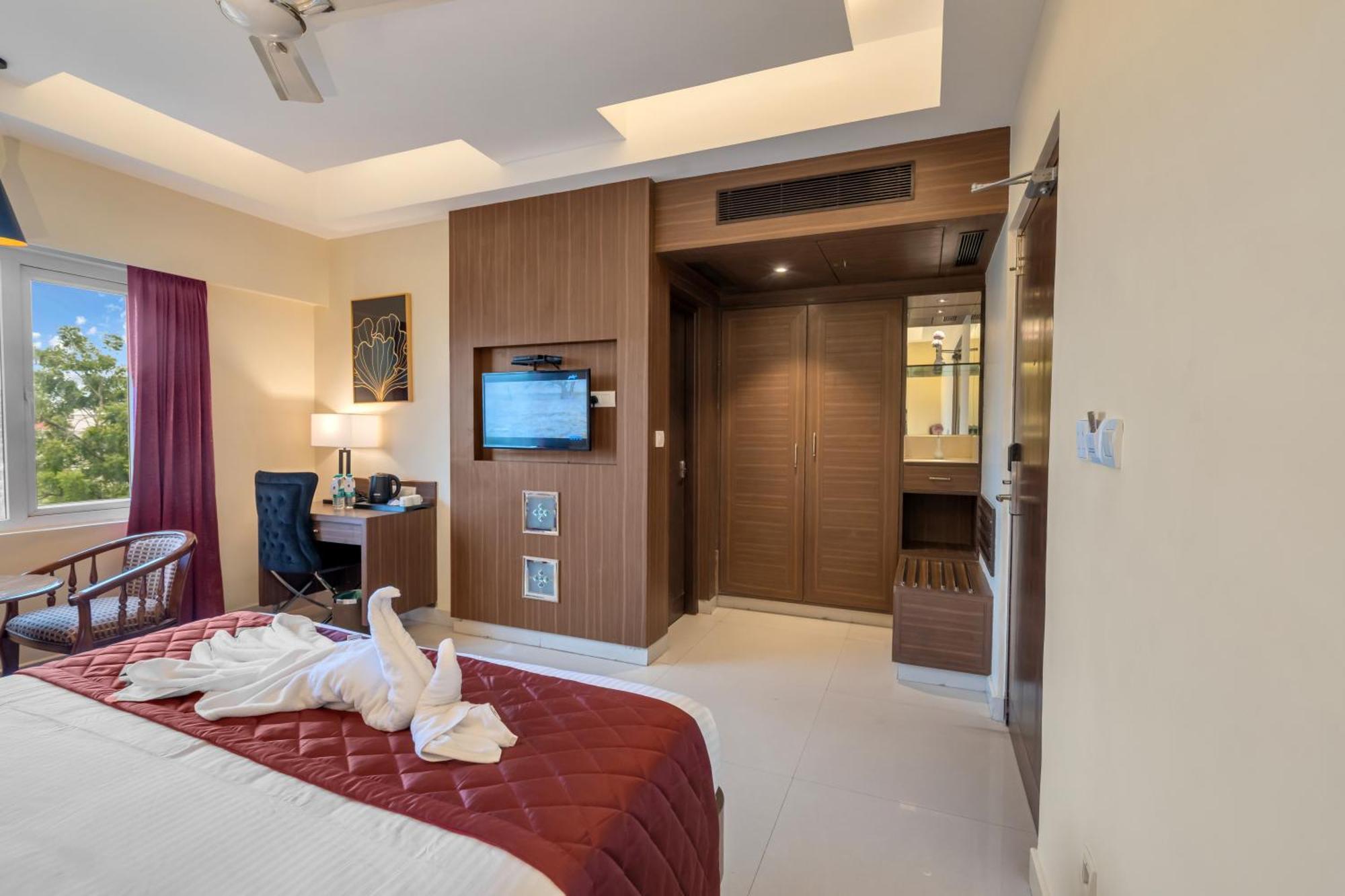 Park Avenue Hotel & Apartments Trichy Tiruchirappalli Exterior photo