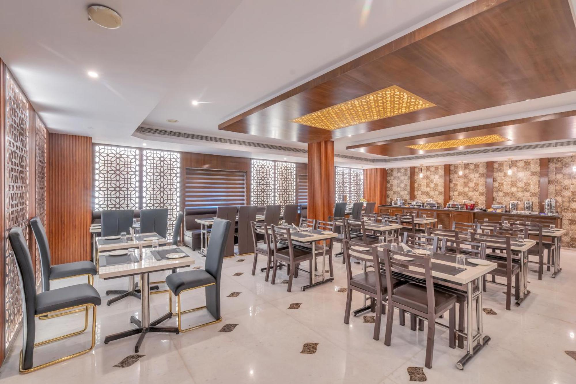 Park Avenue Hotel & Apartments Trichy Tiruchirappalli Exterior photo